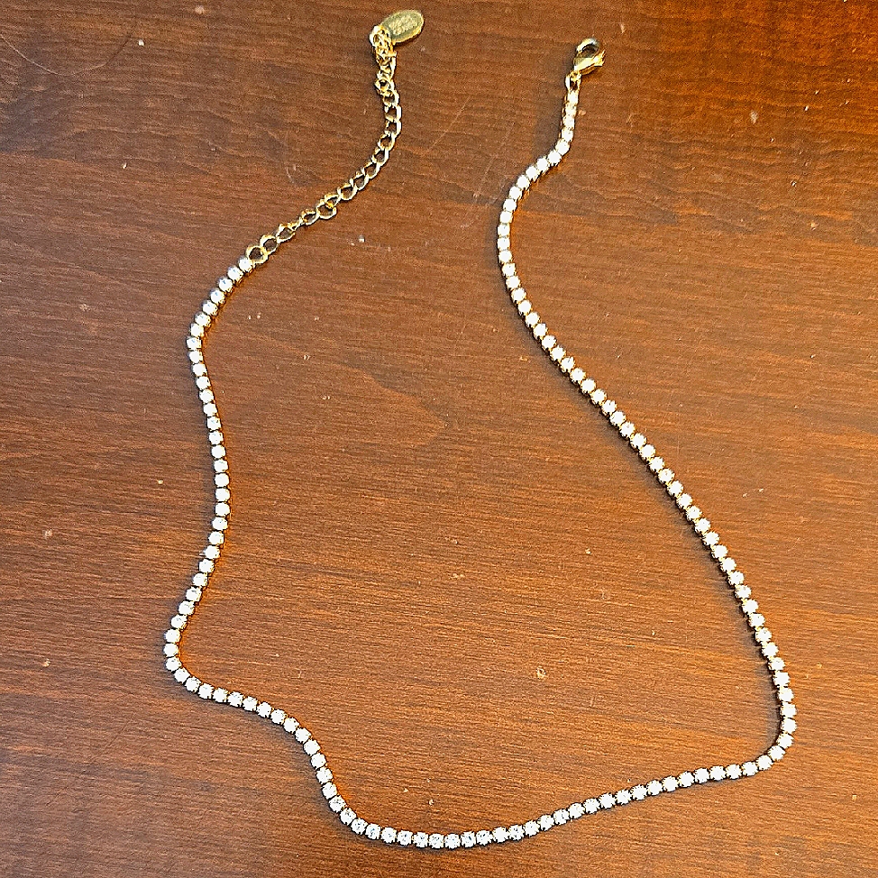 Brenda Grands Elegant Gold Colored Necklace